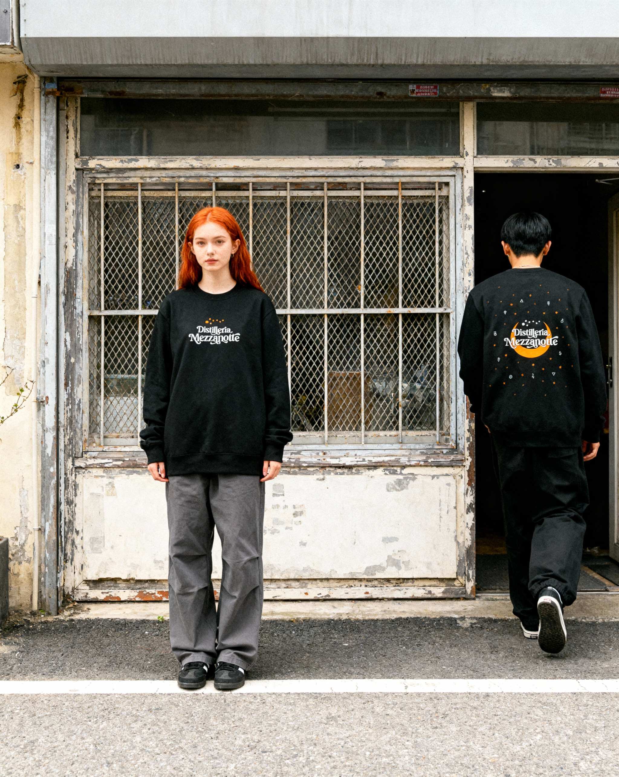 Felpa Mezzanotte - Design Luna e Stelle - Unisex Premium